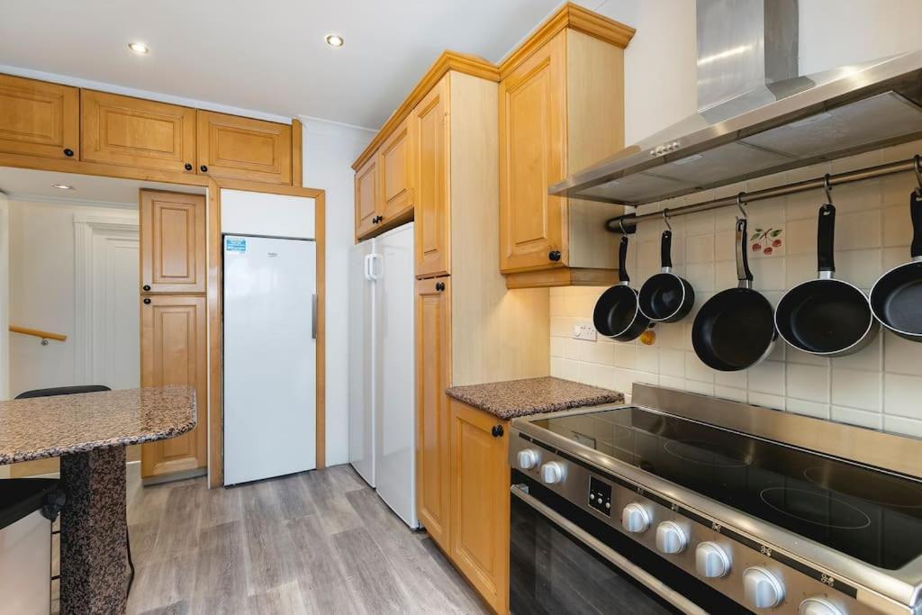 ' Luxury & Spacious 4 Bed 4 Bath Apartment ' London Kültér fotó